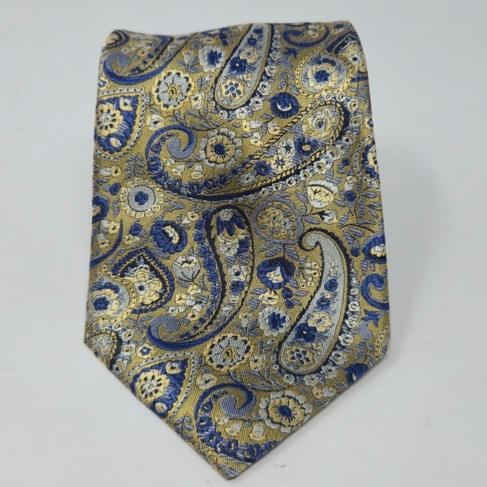 STACY ADAMS Signature Gold and Royal Blue Jacquard Paisley 100% Silk Tie